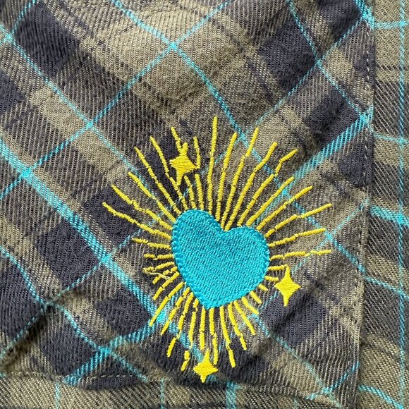 TORRID Flannel Shirt Large (Torrid 0) Olive Green Plaid Heart Long Sleeve Womens - Picture 5 of 13